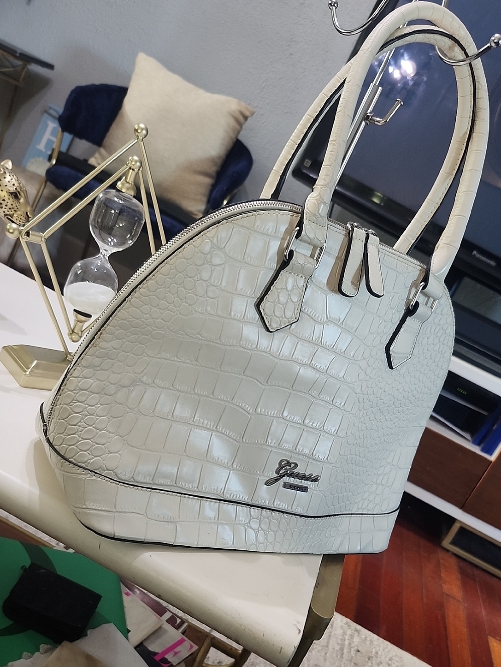 GUESS White Croc-Embossed Dome Satchel - Picture 3 of 16